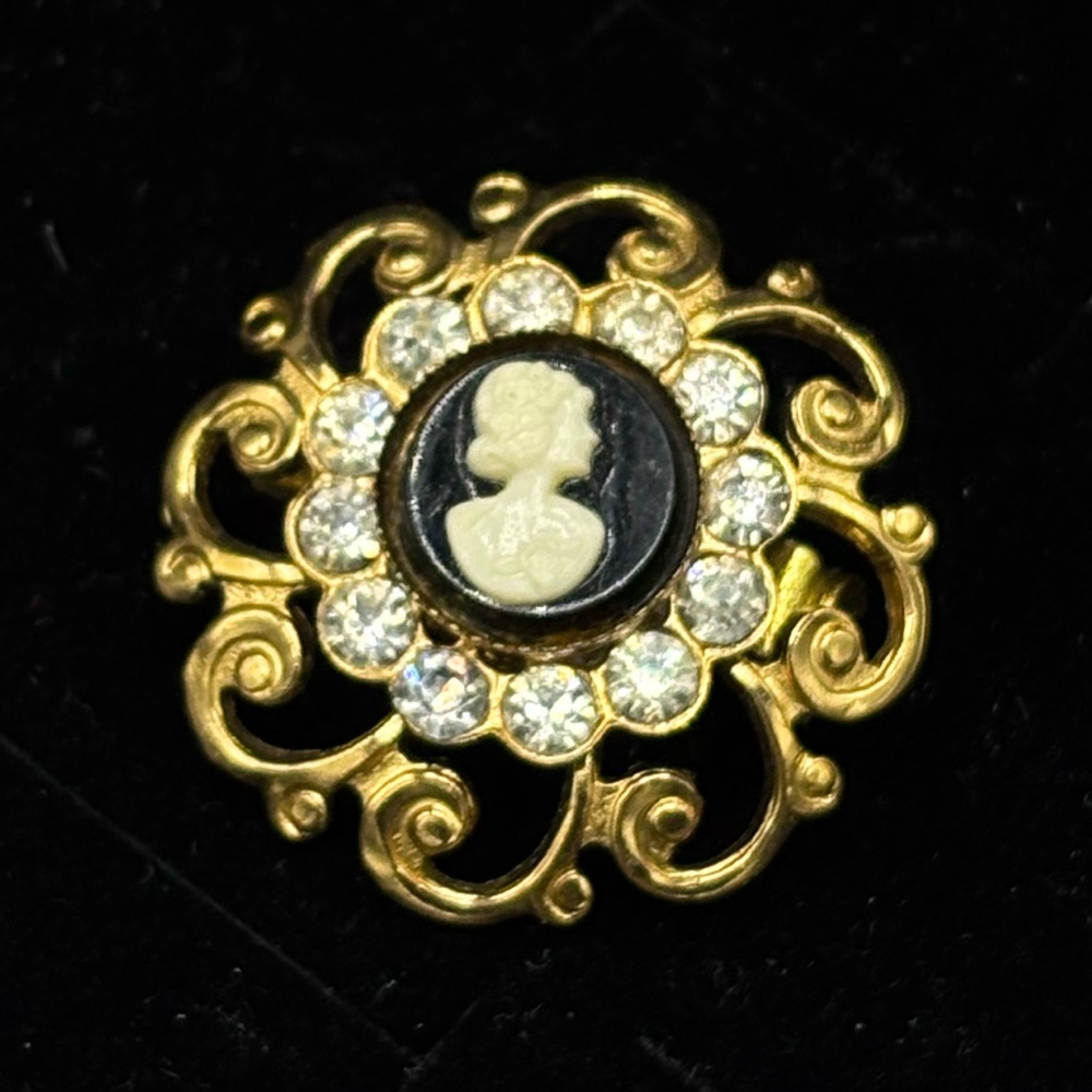 Vintage Coro Cameo Brooch with Rhinestones